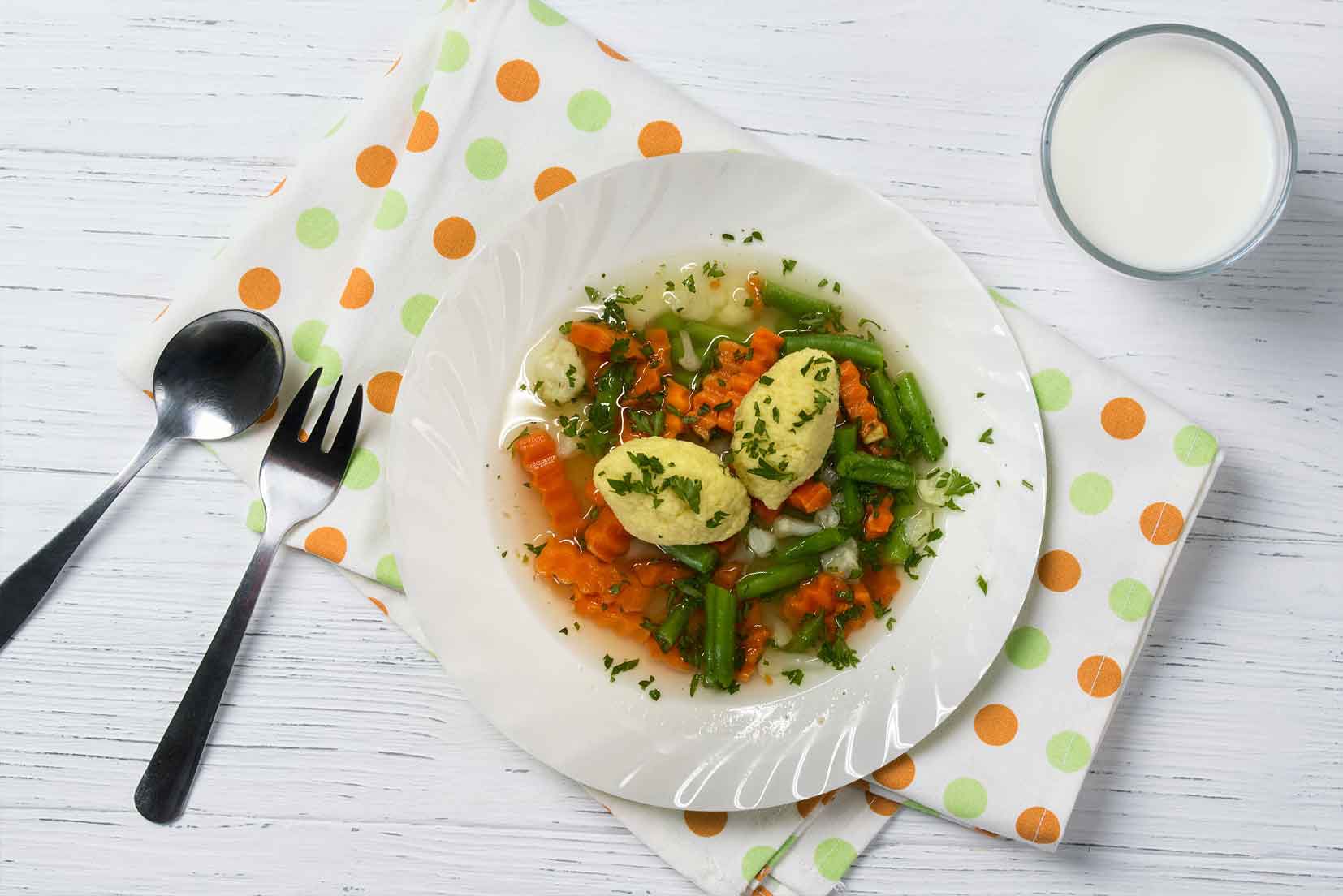 Neubrandenburg Kitaessen Grießklößchen Kindergarten Mahlzeit